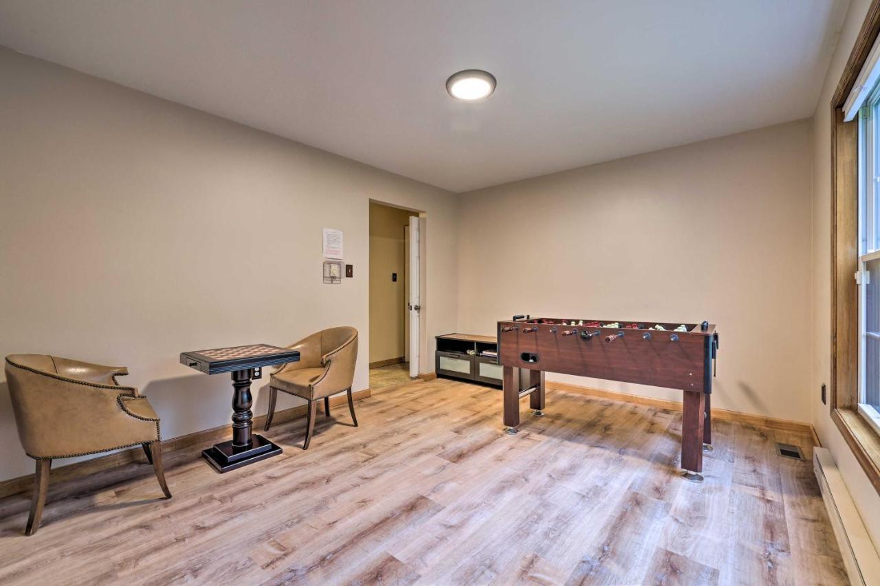 Spacious Tobyhanna Home With Lake Access And Fire Pit! エクステリア 写真